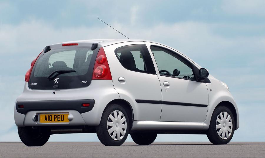  Peugeot 107 2006 года  (фото 9 из 48)